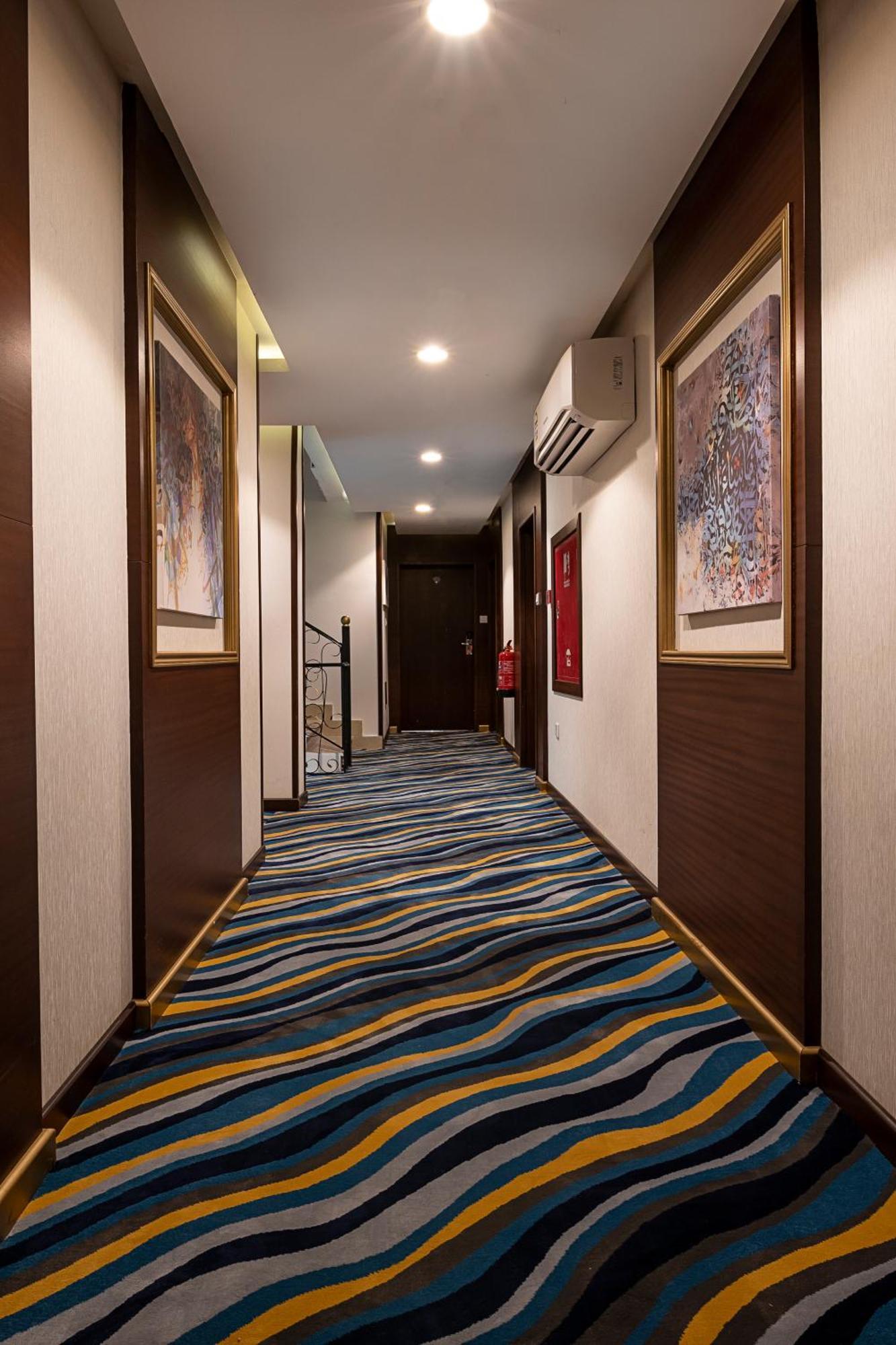 Laten Suites Prince Sultan Jeddah Exterior photo